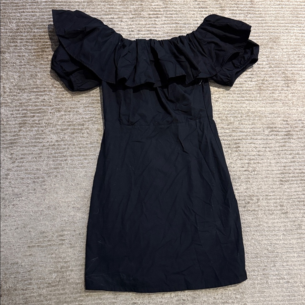 Pull & Bear Black Off-Shoulder Ruffle Dress
